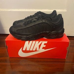 Size 11.5 - Nike Air Max Tailwind 4 Triple Black NEW